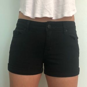 Black Mid-Rise Urban Outfitters Shorts